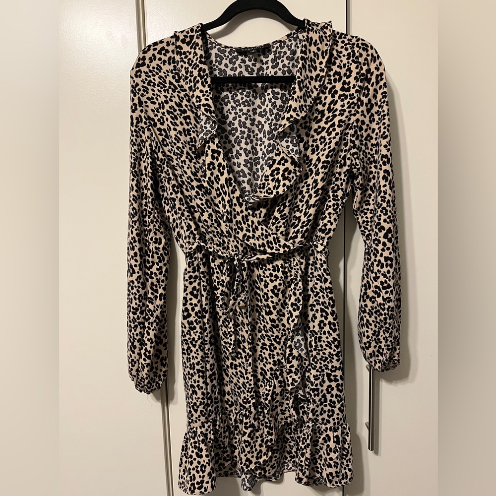 Dynamite Leopard print dress size medium